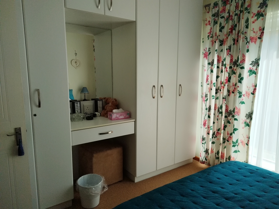 2 Bedroom Property for Sale in Reebok Western Cape